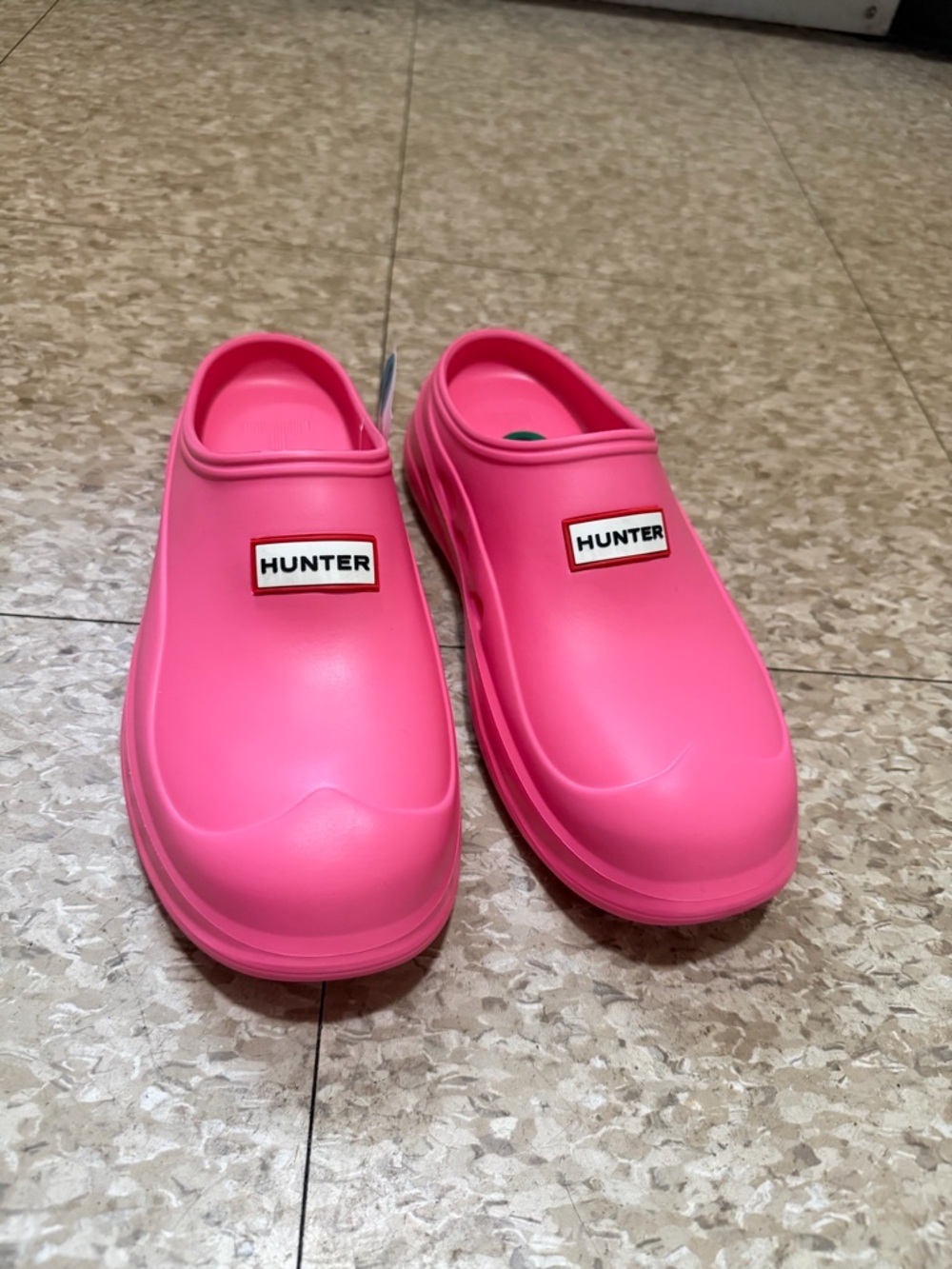 Hunter Bright Pink Waterproof Slip-On Clogs NWT